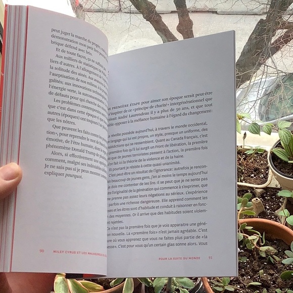 3/20$ ⭐️ Essai en français livre québécois - Picture 4 of 8